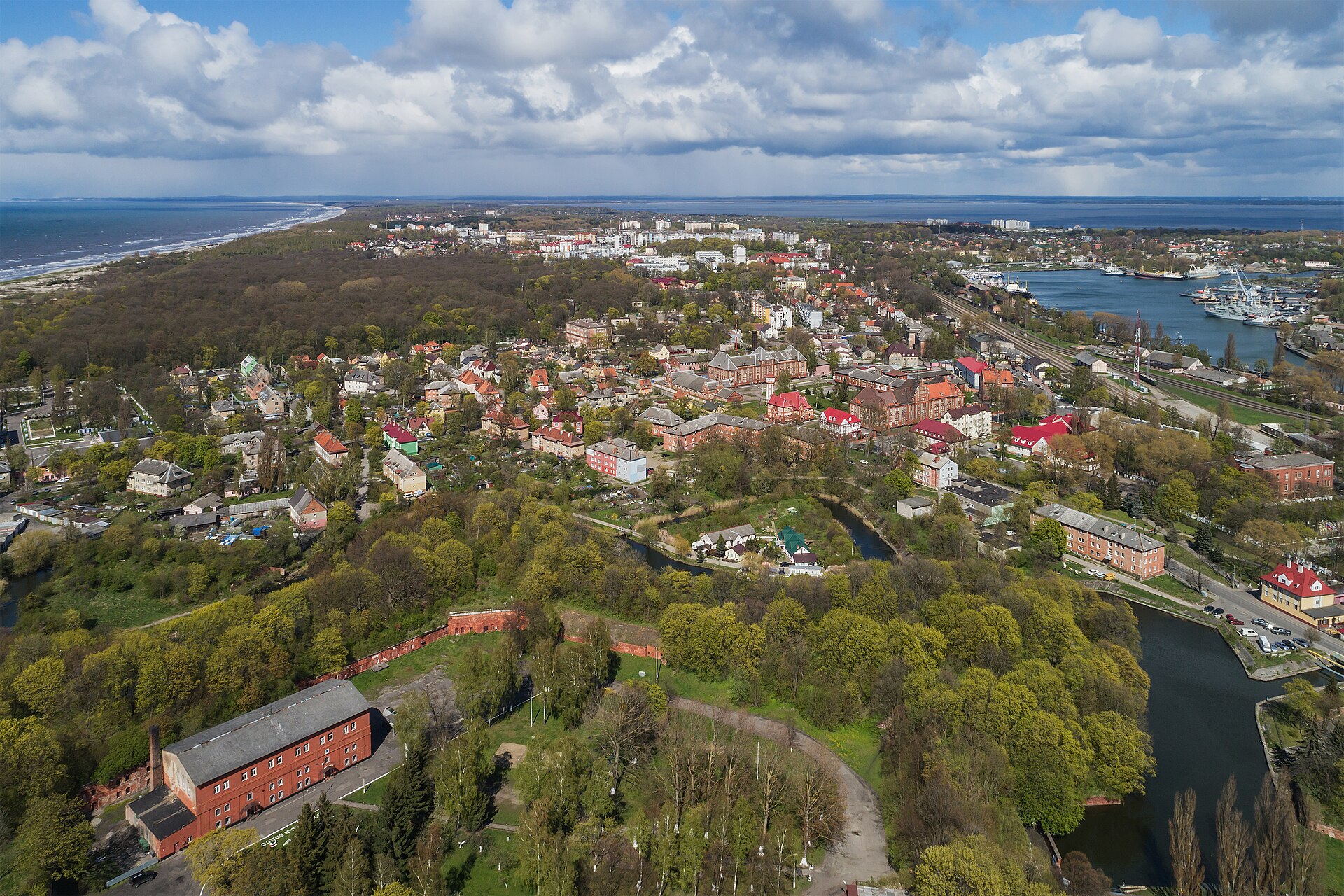Baltiysk Naval Town and Baltic Sea Fortress Route